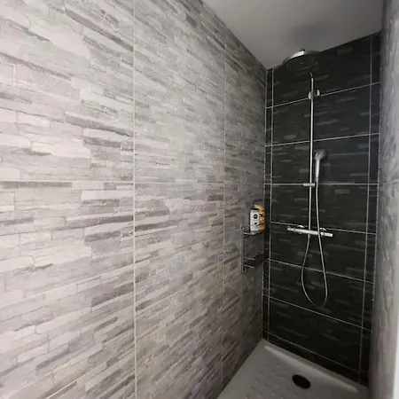 40 M 2 *
