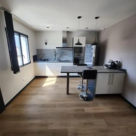 40 M 2 Appartement